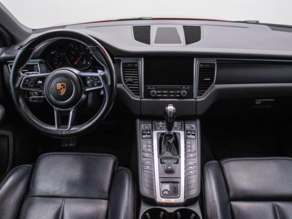 Porsche Macan I Рестайлинг с пробегом 2018 года, цена 3 870 000 рублей, 95000 км, внедорожник, Автокод Объявления