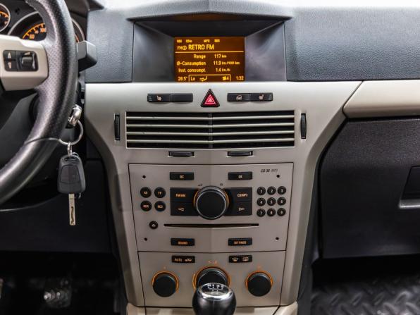 Opel Astra H Рестайлинг с пробегом 2008 года, цена 528 000 рублей, 172371 км, хэтчбек, Автокод Объявления