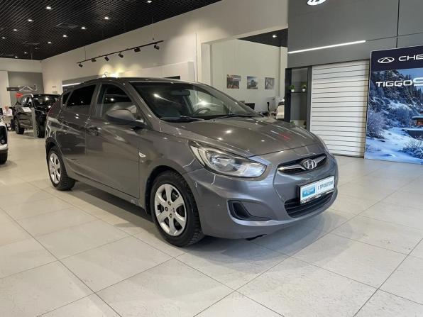 Hyundai Solaris I с пробегом 2012 года, цена 615 000 рублей, 199679 км, хэтчбек, Автокод Объявления