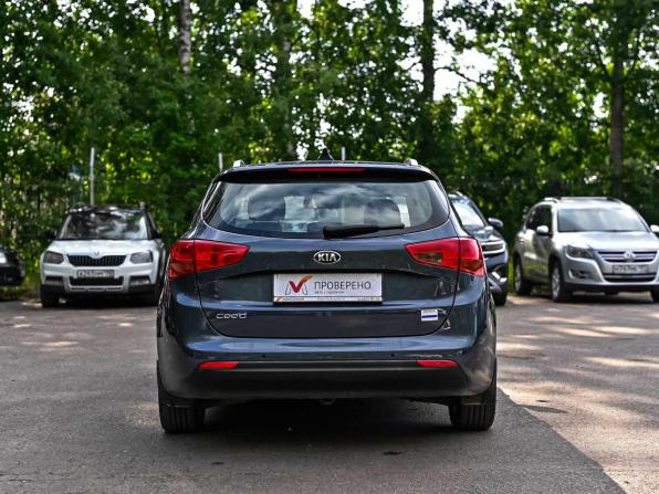 Kia Ceed II Рестайлинг с пробегом 2017 года, цена 1 482 000 рублей, 93159 км, хэтчбек, Автокод Объявления