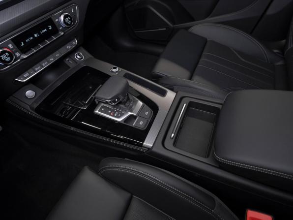 Audi Q5 II (FY) Рестайлинг с пробегом 2025 года, цена 5 550 000 рублей, 25 км, внедорожник, Автокод Объявления