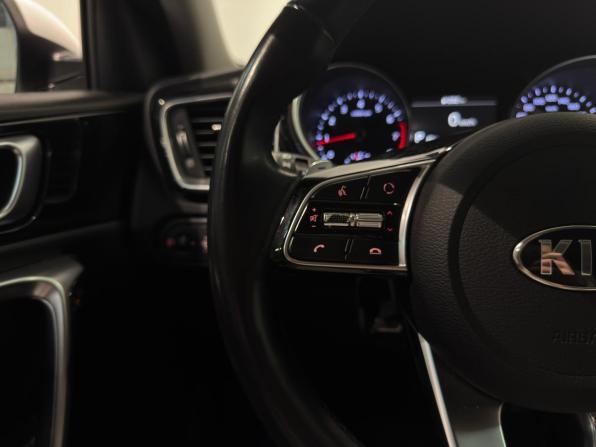 Kia Ceed III с пробегом 2021 года, цена 2 050 000 рублей, 29002 км, хэтчбек, Автокод Объявления