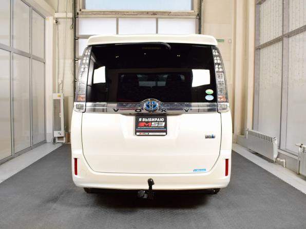 Toyota Voxy III (R80) с пробегом 2016 года, цена 1 649 999 рублей, 210287 км, минивэн, Автокод Объявления