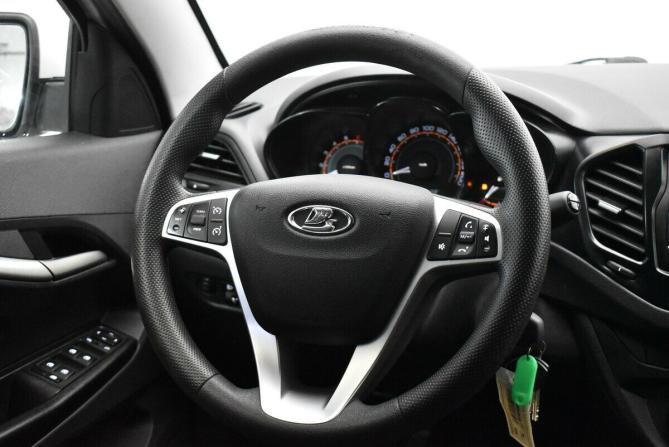 Lada (ВАЗ) Vesta I с пробегом 2018 года, цена 735 000 рублей, 174645 км, седан, Автокод Объявления