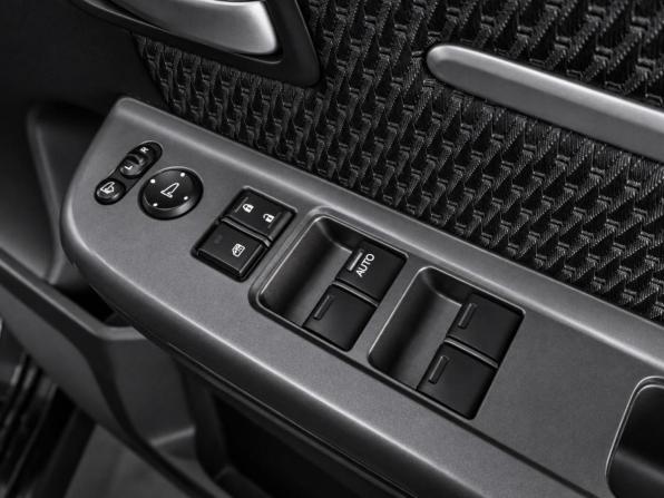 Honda Stepwgn V с пробегом 2015 года, цена 1 899 000 рублей, 149880 км, минивэн, Автокод Объявления