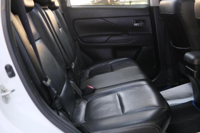 Mitsubishi Outlander III Рестайлинг 2 с пробегом 2016 года, цена 1 669 000 рублей, 327000 км, внедорожник, Автокод Объявления