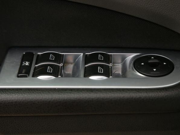 Ford Focus II Рестайлинг с пробегом 2008 года, цена 355 000 рублей, 290000 км, седан, Автокод Объявления