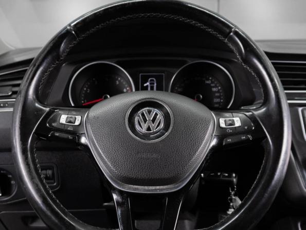 Volkswagen Tiguan II с пробегом 2017 года, цена 2 300 000 рублей, 139523 км, внедорожник, Автокод Объявления