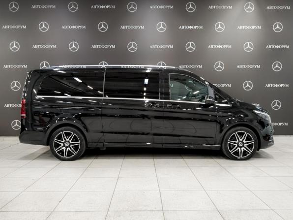Mercedes-Benz V-Класс III (W447) Рестайлинг с пробегом 2022 года, цена 10 175 000 рублей, 31090 км, минивэн, Автокод Объявления