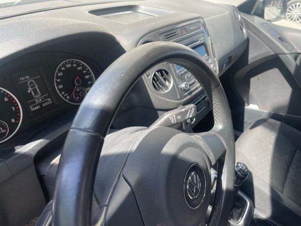 Volkswagen Tiguan I Рестайлинг с пробегом 2011 года, цена 1 247 000 рублей, 70000 км, внедорожник, Автокод Объявления