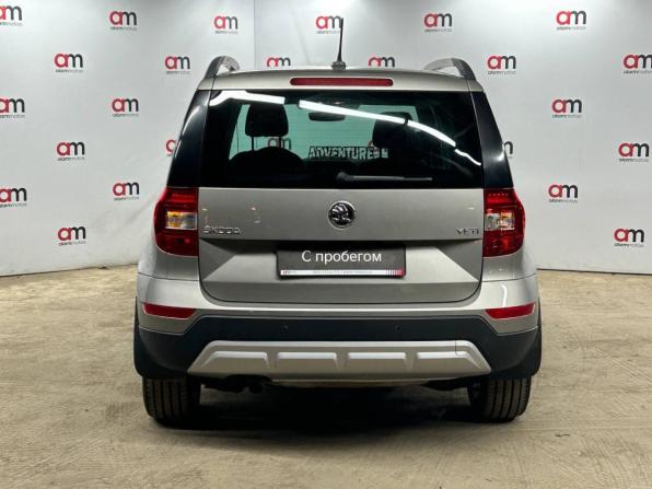 Skoda Yeti I Рестайлинг с пробегом 2017 года, цена 1 099 000 рублей, 209000 км, внедорожник, Автокод Объявления