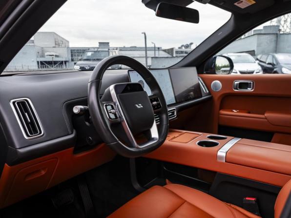 Li Auto (Lixiang) L9 I Рестайлинг с пробегом 2024 года, цена 7 198 000 рублей, 42000 км, внедорожник, Автокод Объявления