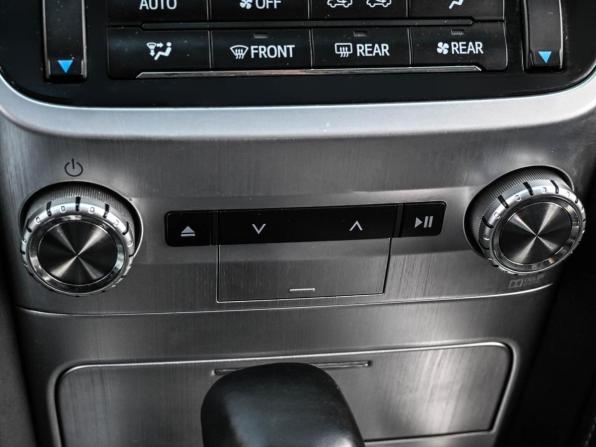 Toyota Land Cruiser 200 Series Рестайлинг 2 с пробегом 2015 года, цена 4 984 000 рублей, 190697 км, внедорожник, Автокод Объявления