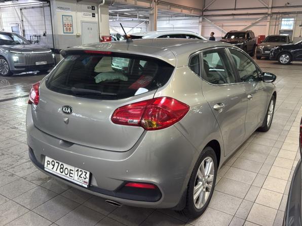 Kia Ceed II с пробегом 2014 года, цена 1 390 000 рублей, 63242 км, хэтчбек, Автокод Объявления