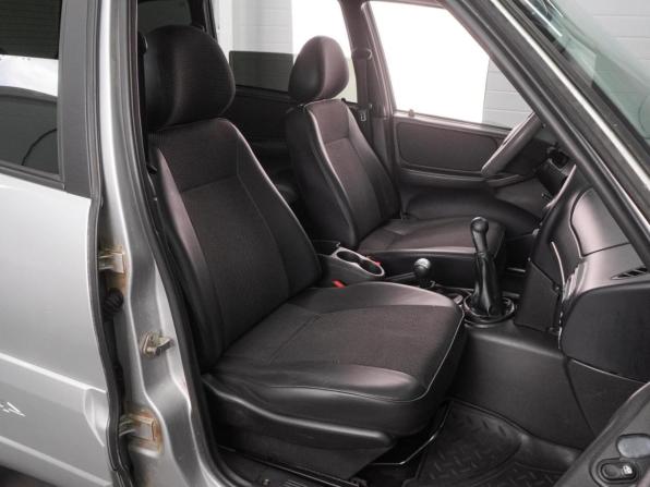 Chevrolet Niva I Рестайлинг с пробегом 2010 года, цена 599 000 рублей, 142064 км, внедорожник, Автокод Объявления