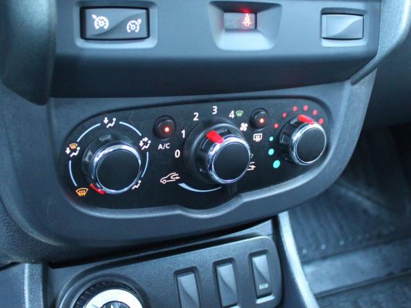Renault Duster I Рестайлинг с пробегом 2015 года, цена 1 479 000 рублей, 79875 км, внедорожник, Автокод Объявления