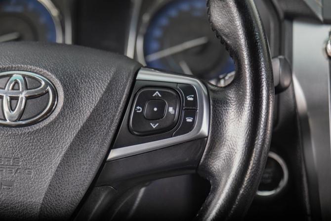 Toyota Camry VII (XV50) Рестайлинг с пробегом 2014 года, цена 1 799 000 рублей, 241758 км, седан, Автокод Объявления