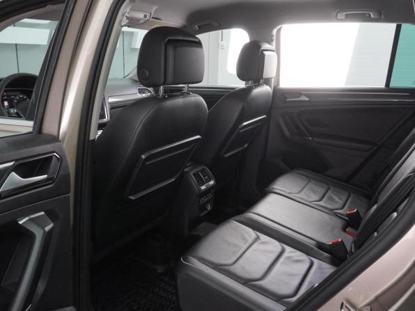 Volkswagen Tiguan II с пробегом 2017 года, цена 1 664 000 рублей, 311130 км, внедорожник, Автокод Объявления