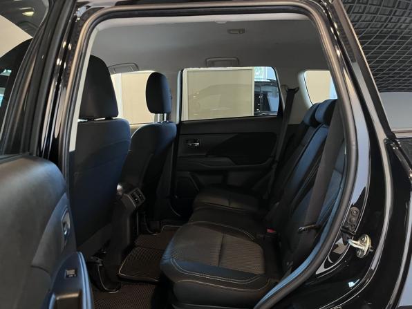 Mitsubishi Outlander III Рестайлинг 3 с пробегом 2021 года, цена 2 840 000 рублей, 54774 км, внедорожник, Автокод Объявления