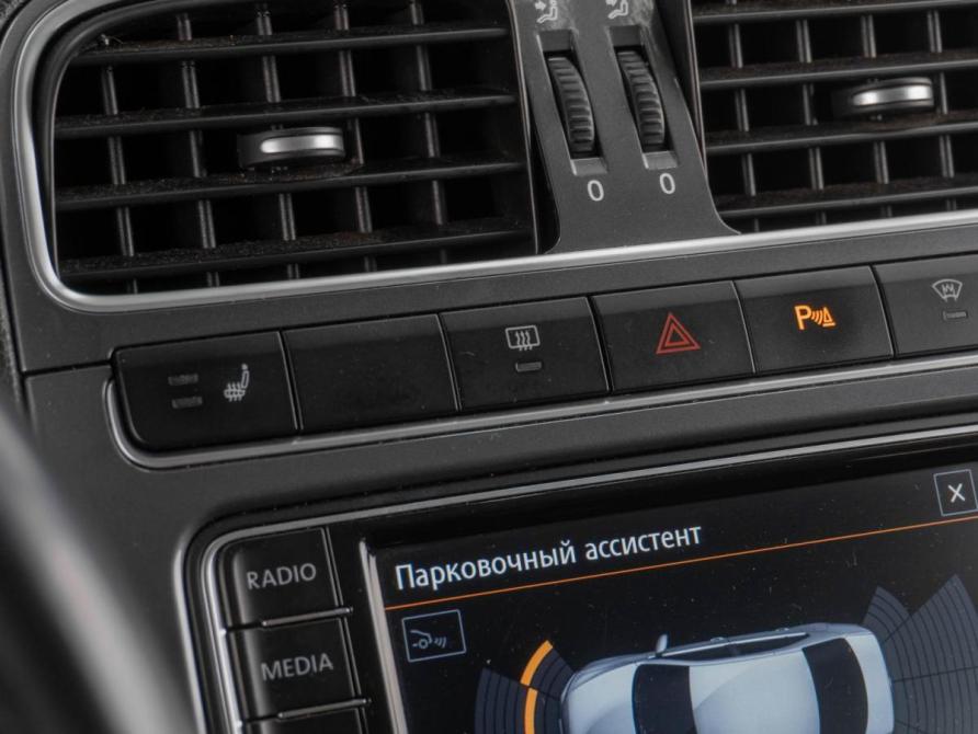 Volkswagen Polo V Рестайлинг Тюмень  - изображение 16