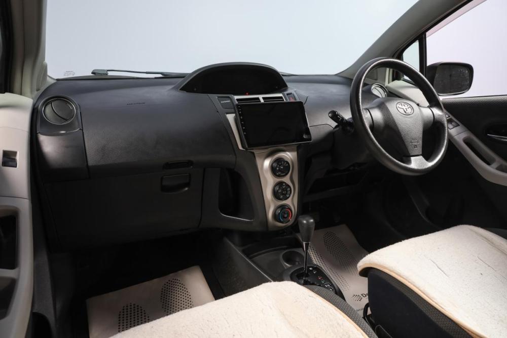 Toyota Vitz II (XP90) Новосибирск  - изображение 15