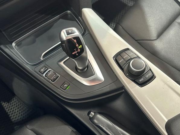 BMW 3 серии VI (F3x) Рестайлинг с пробегом 2018 года, цена 1 735 000 рублей, 224168 км, седан, Автокод Объявления