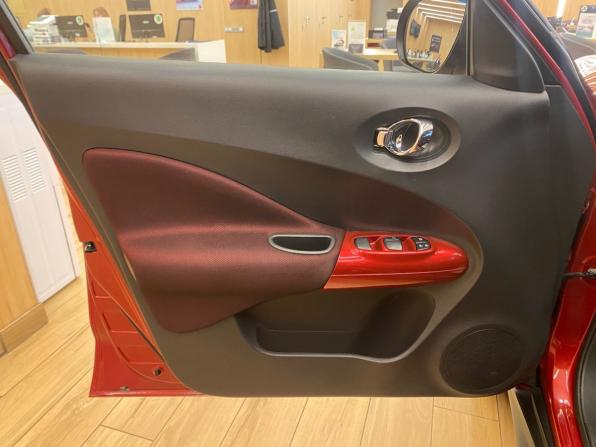 Nissan Juke I с пробегом 2012 года, цена 968 000 рублей, 116000 км, внедорожник, Автокод Объявления