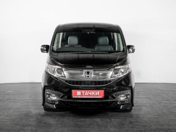 Honda Stepwgn V с пробегом 2015 года, цена 1 779 500 рублей, 124314 км, минивэн, Автокод Объявления