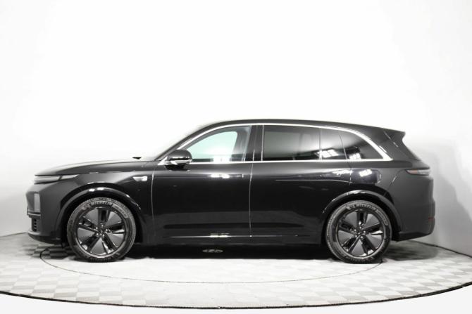 Новый Li Auto (Lixiang) L7 I Рестайлинг 2025 года, цена 10 926 535 рублей, внедорожник, Автокод Объявления
