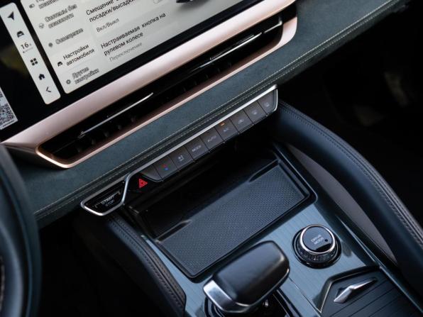 Geely Monjaro I с пробегом 2023 года, цена 3 259 000 рублей, 50653 км, внедорожник, Автокод Объявления