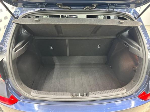 Hyundai i30 III Рестайлинг с пробегом 2018 года, цена 1 736 000 рублей, 63020 км, хэтчбек, Автокод Объявления
