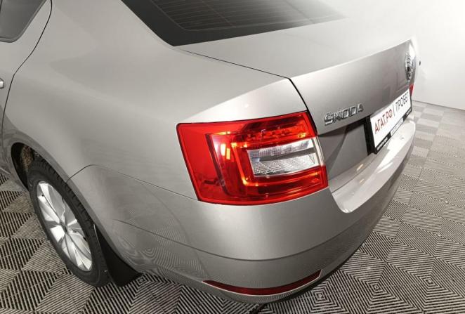Skoda Octavia III (A7) Рестайлинг с пробегом 2019 года, цена 1 890 000 рублей, 110435 км, лифтбек, Автокод Объявления