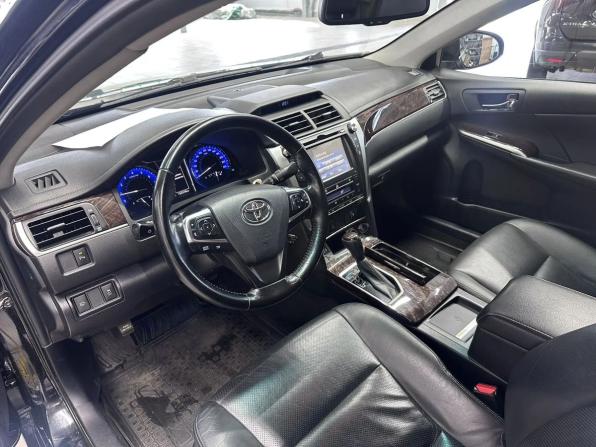 Toyota Camry VII (XV50) Рестайлинг 2 с пробегом 2017 года, цена 1 998 000 рублей, 150556 км, седан, Автокод Объявления