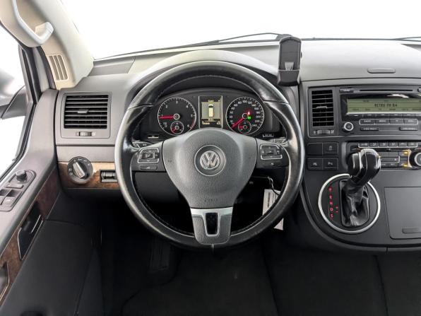 Volkswagen Multivan T5 Рестайлинг с пробегом 2010 года, цена 1 920 000 рублей, 104862 км, минивэн, Автокод Объявления