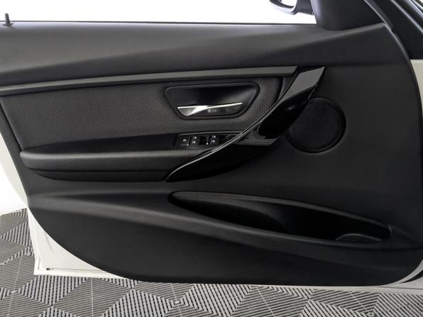 BMW 3 серии VI (F3x) Рестайлинг с пробегом 2017 года, цена 1 997 000 рублей, 108631 км, седан, Автокод Объявления