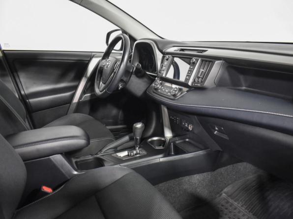 Toyota RAV4 IV (XA40) Рестайлинг с пробегом 2018 года, цена 2 397 900 рублей, 91200 км, внедорожник, Автокод Объявления