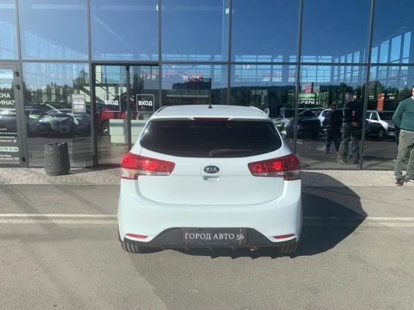 Kia Rio III Рестайлинг с пробегом 2016 года, цена 1 026 000 рублей, 189833 км, хэтчбек, Автокод Объявления