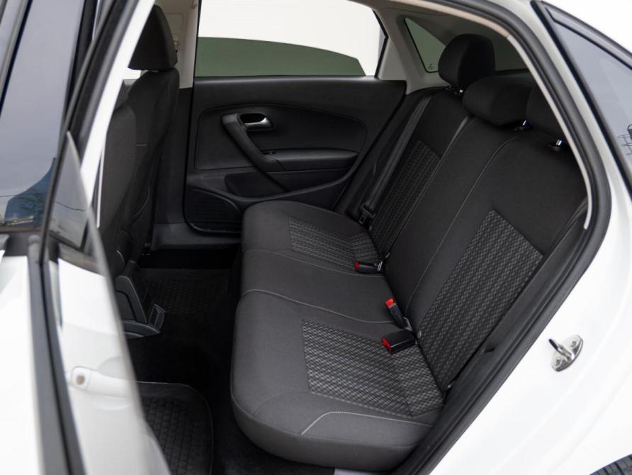 Volkswagen Polo V Рестайлинг Краснодар  - изображение 9
