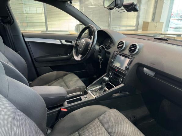 Audi A3 II (8P) Рестайлинг 2 с пробегом 2012 года, цена 820 000 рублей, 174196 км, хэтчбек, Автокод Объявления