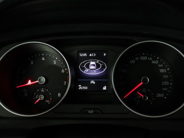 Volkswagen Tiguan II Рестайлинг с пробегом 2021 года, цена 2 841 300 рублей, 26350 км, внедорожник, Автокод Объявления