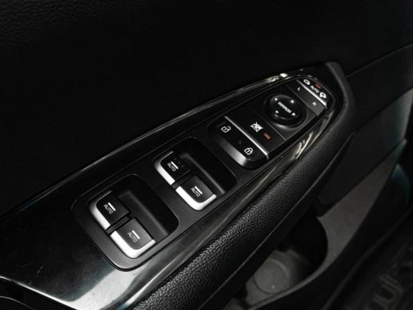 Kia Optima IV с пробегом 2018 года, цена 2 250 000 рублей, 131818 км, седан, Автокод Объявления