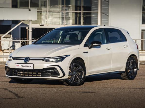 Volkswagen Golf VIII с пробегом 2022 года, цена 3 188 000 рублей, 48000 км, хэтчбек, Автокод Объявления