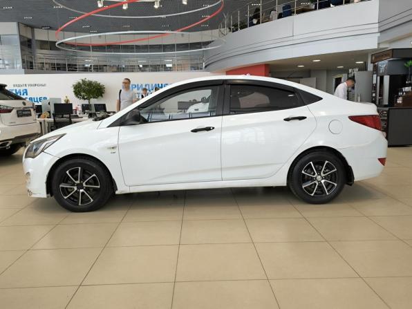 Hyundai Solaris I Рестайлинг с пробегом 2014 года, цена 550 000 рублей, 183970 км, седан, Автокод Объявления