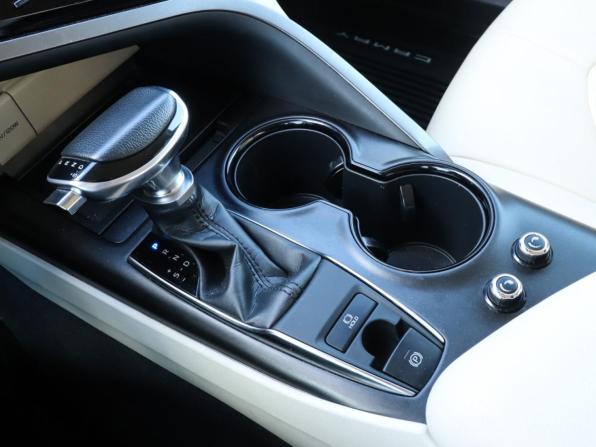 Toyota Camry VIII (XV70) Рестайлинг с пробегом 2022 года, цена 3 250 000 рублей, 60755 км, седан, Автокод Объявления