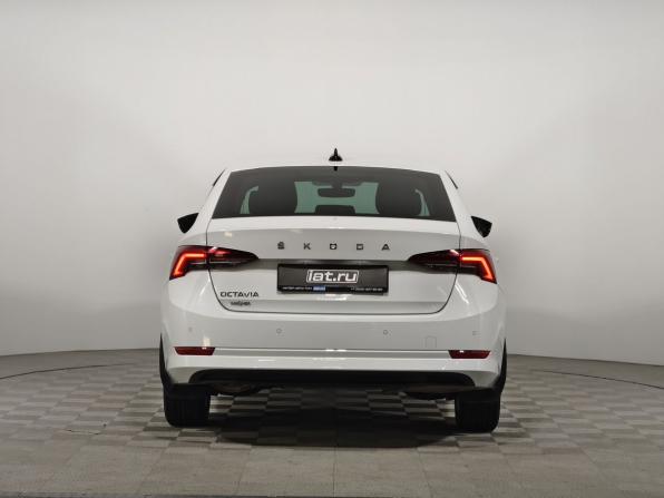 Skoda Octavia IV (A8) с пробегом 2021 года, цена 1 777 000 рублей, 172981 км, лифтбек, Автокод Объявления