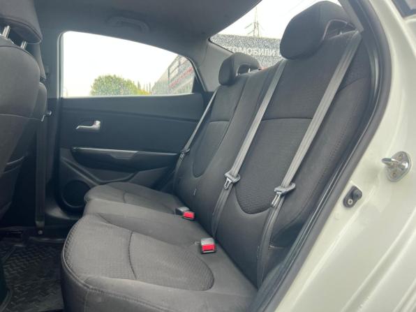 Kia Rio III с пробегом 2012 года, цена 795 000 рублей, 122670 км, седан, Автокод Объявления