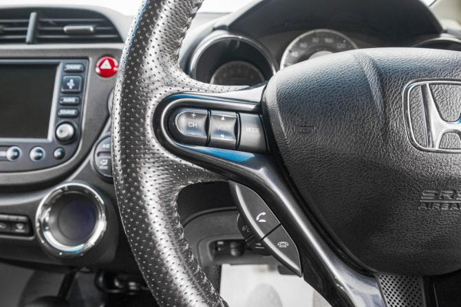 Honda Fit Shuttle I с пробегом 2012 года, цена 849 000 рублей, 132000 км, универсал, Автокод Объявления
