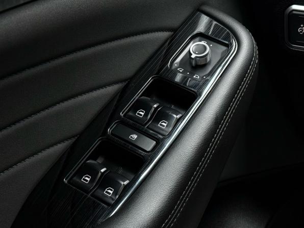 Haval F7 I Рестайлинг с пробегом 2023 года, цена 2 359 000 рублей, 73515 км, внедорожник, Автокод Объявления