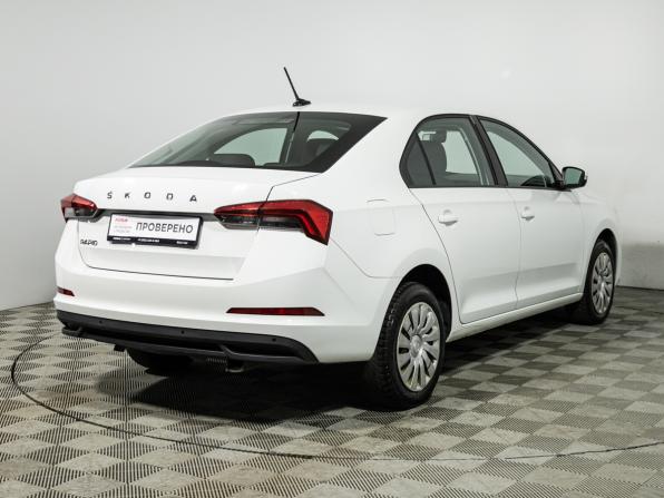 Skoda Rapid II с пробегом 2022 года, цена 1 648 000 рублей, 50590 км, лифтбек, Автокод Объявления