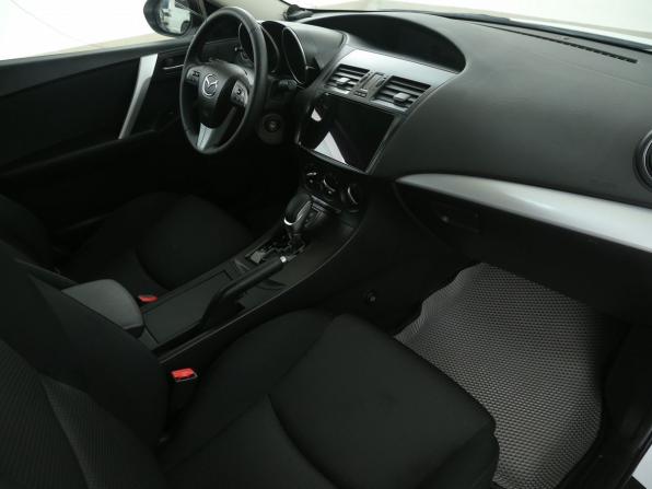 Mazda 3 II (BL) Рестайлинг с пробегом 2012 года, цена 937 000 рублей, 134000 км, седан, Автокод Объявления